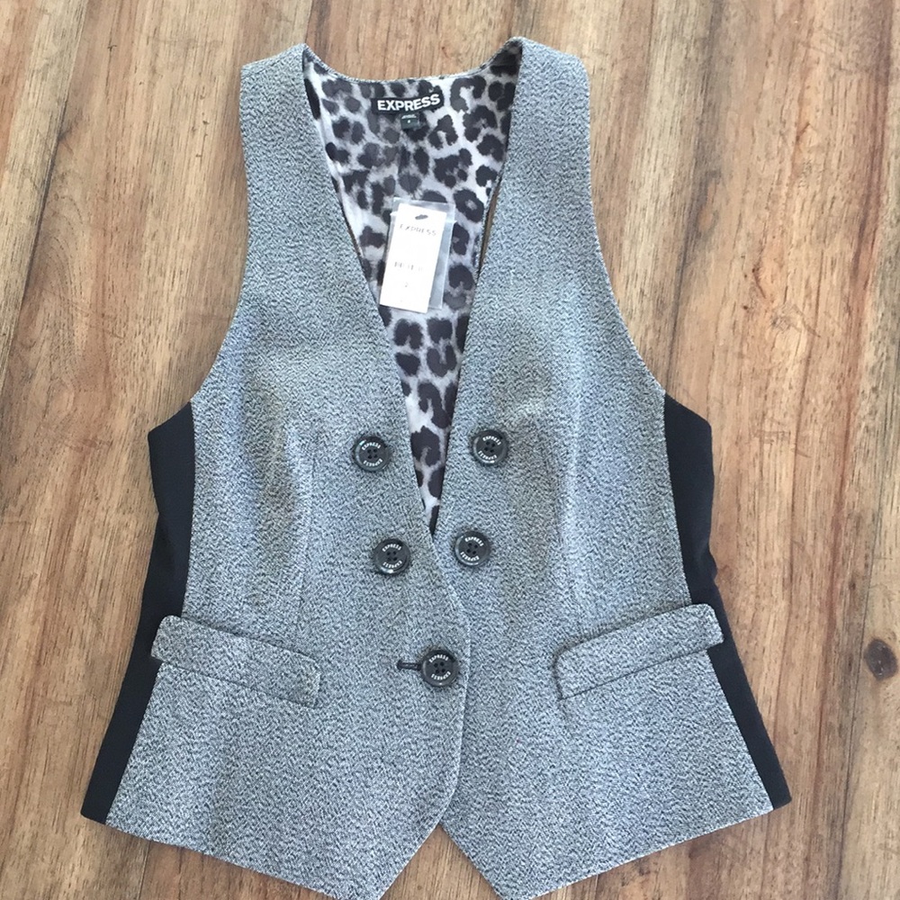 Express Vest
